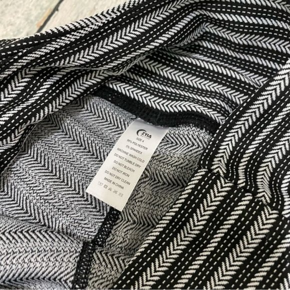Zyia 4 black white striped leggings herringbone activewear yoga running stretch - Picture 5 of 8